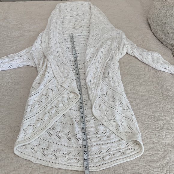 Cabi White Circle Sweater - Picture 7 of 8